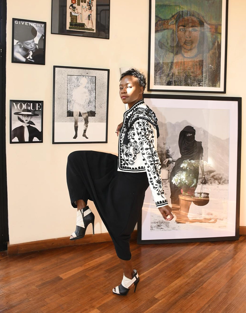 Matador Jacket In White ( White and Black ) Sided Matador Jacket In White ( White and Black )