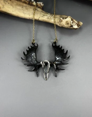 Moose Skull Pendant Necklace - Realistic Look