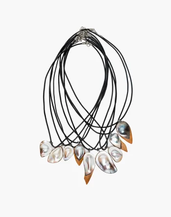 Blister pearls with leather string